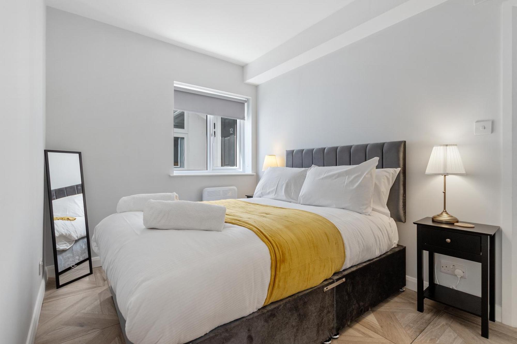 Modern Apartment Free Off Road Parking 2X Double Rooms Suite 11 ノッティンガム エクステリア 写真